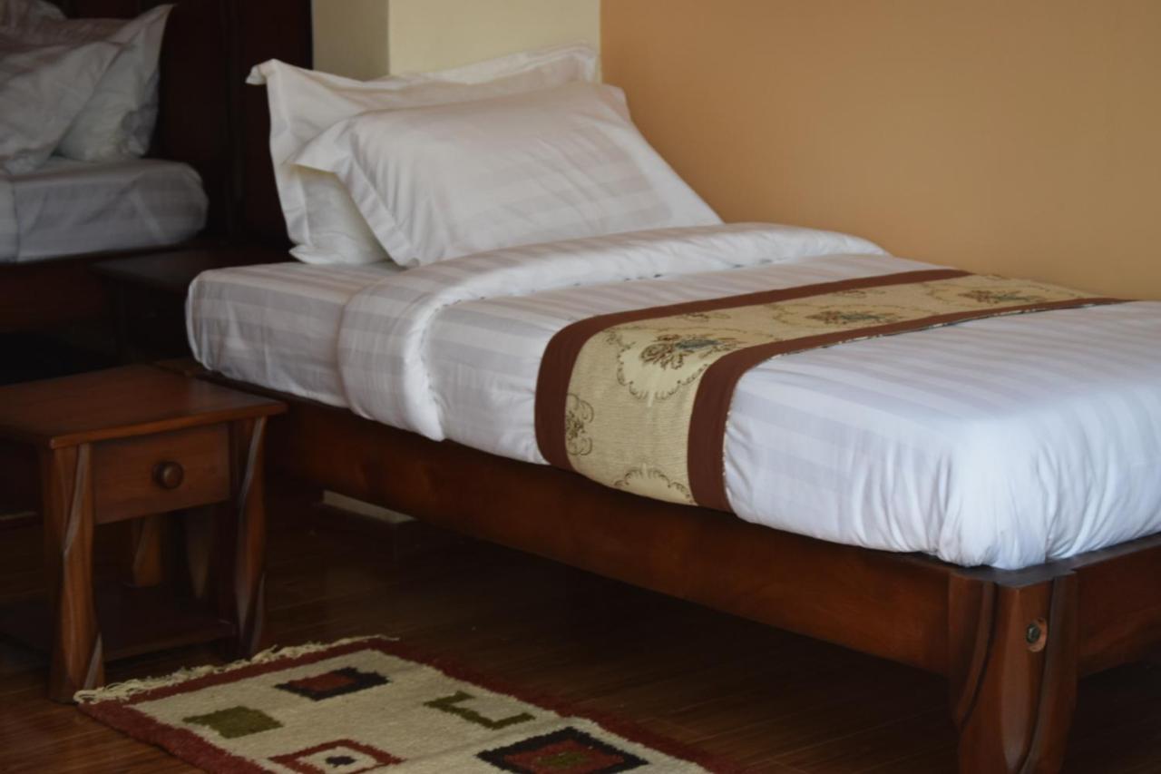 Esikar Gardens Hotel Narok Экстерьер фото
