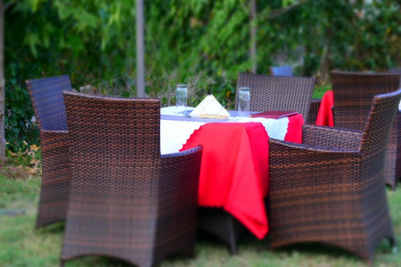 Esikar Gardens Hotel Narok Экстерьер фото