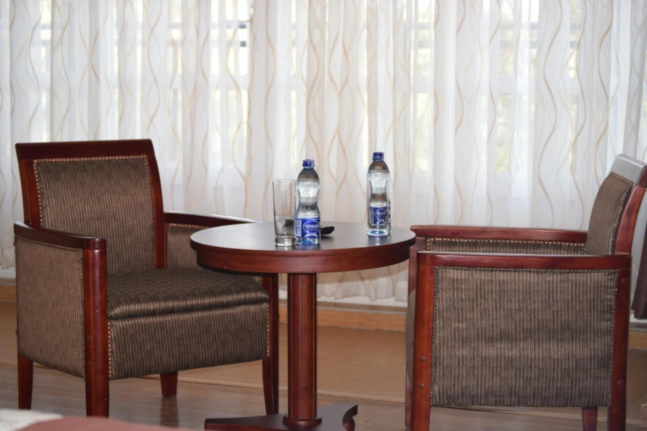 Esikar Gardens Hotel Narok Экстерьер фото