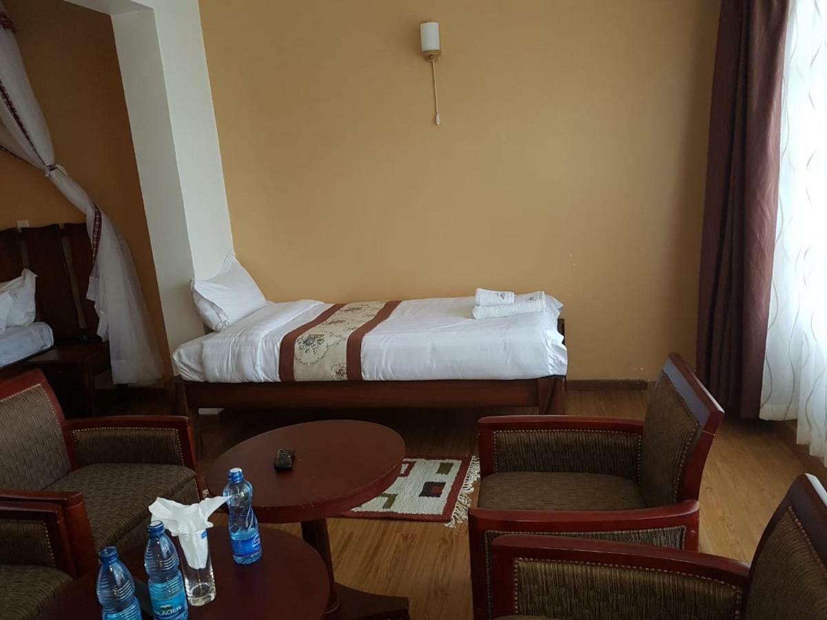 Esikar Gardens Hotel Narok Экстерьер фото